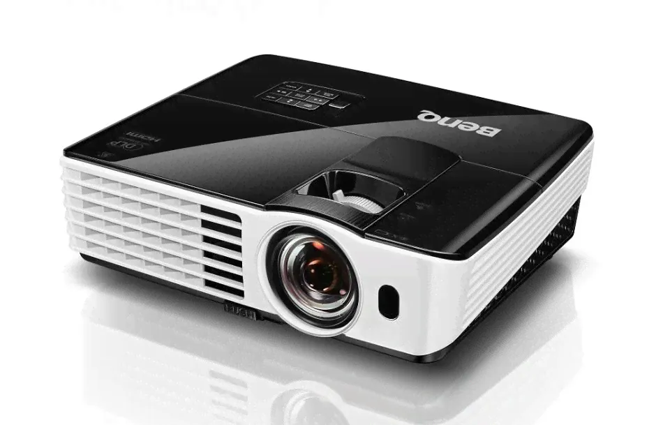 Мультимедийный короткофокусный проектор BenQ TH682ST-0